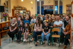 T.Fajt-Biblioteka-Male-06