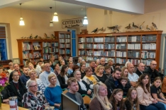 T.Fajt-Biblioteka-Male-07