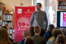 PawelBibliotekaMale-04