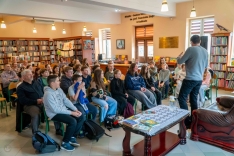 PawelBibliotekaMale-14