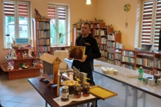 13af2c02-0928-49de-ac24-5d6fe5c24530