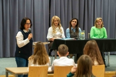 DZIEN-JEZYKA-MALY-ROZMIAR-13