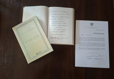 Przesyłka z Kancelarii Prezydenta Rzeczypospolitej Polskiej