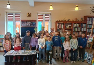 Spotkanie z Fioną i Shrekiem w bibliotece Spotkanie z Fioną i Shrekiem w bibliotece