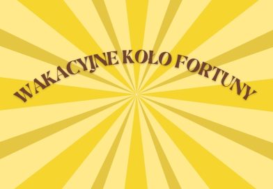 Wakacyjna zabawa z bibliotecznym kołem fortuny