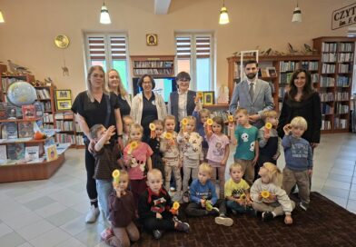 „Cały Radłów czyta dzieciom” – inauguracja pełna przygód i wyobraźni „Cały Radłów czyta dzieciom” – inauguracja pełna przygód i wyobraźni